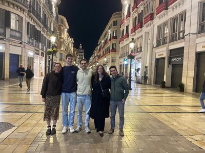 larios.jpeg
